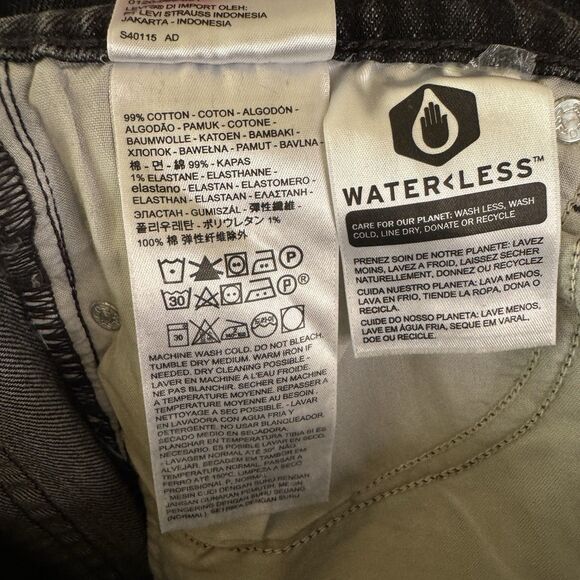 NWT Levi’s Premium Wedgie Icon Jeans Womens 29 High Rise Tapered Leg Black Denim - Picture 9 of 14